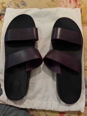 Ancient Greek Sandals - Men's Leather Slides - size 11 US- Like New